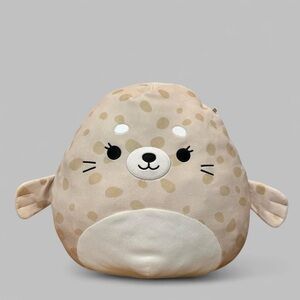 Squishmallow Lilly the Beige Spotted Seal 14”